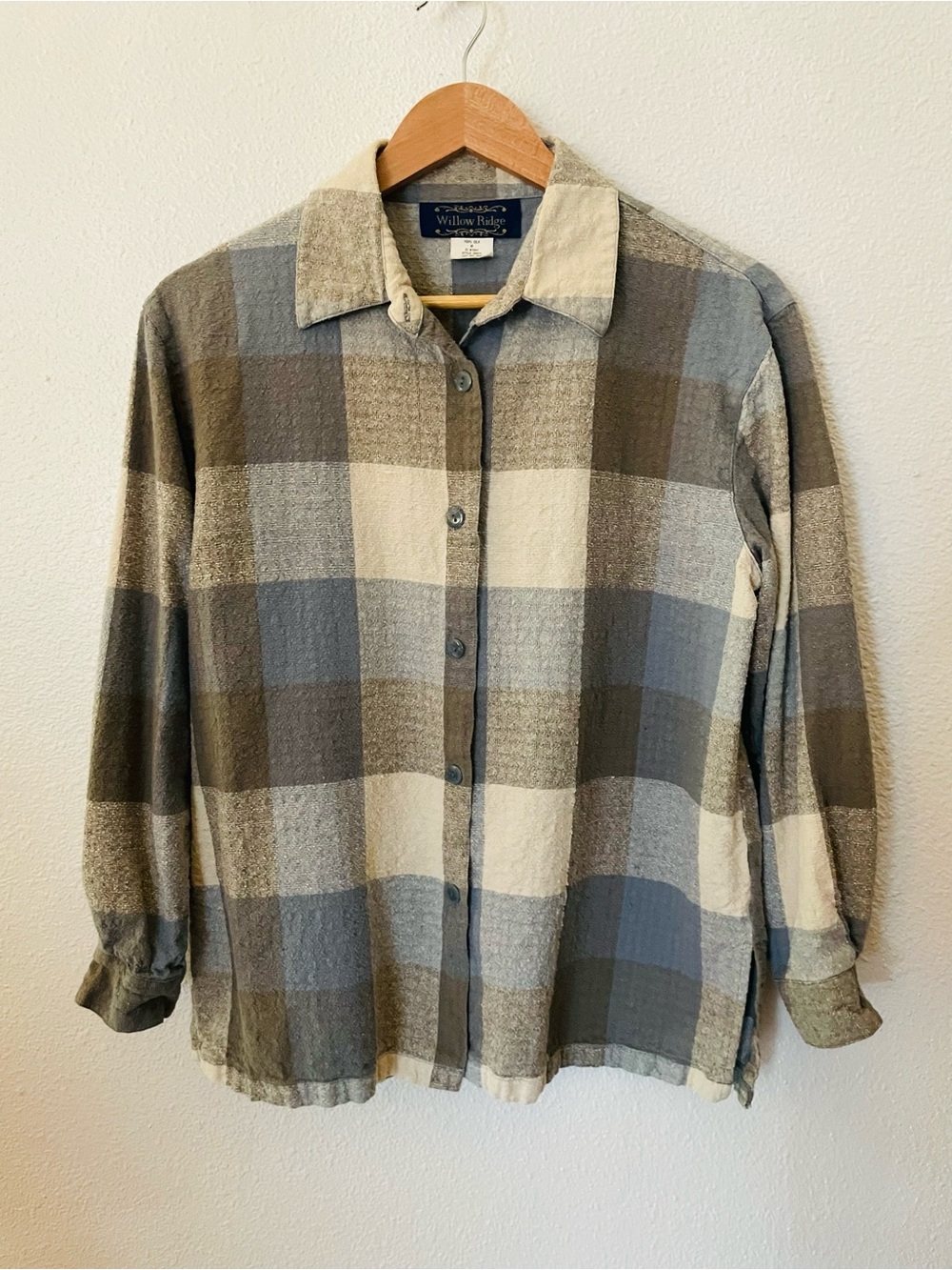 Vintage Plaid 100% Silk Button Down Size Medium 3/4 Sleeve Gray & Cream